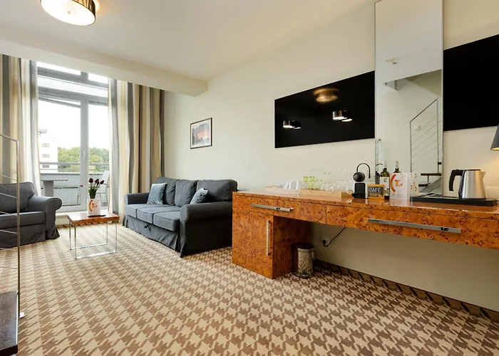 Jantar Deluxe Royal Tulip 아파트 *