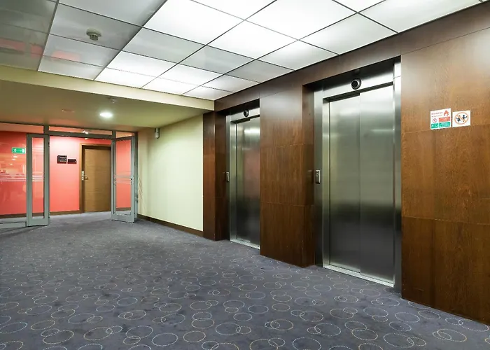 Jantar Deluxe Royal Tulip