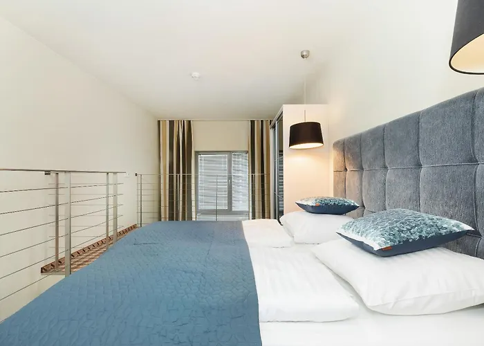 Jantar Deluxe Royal Tulip 코워브제크