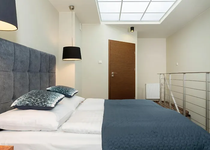 Jantar Deluxe Royal Tulip